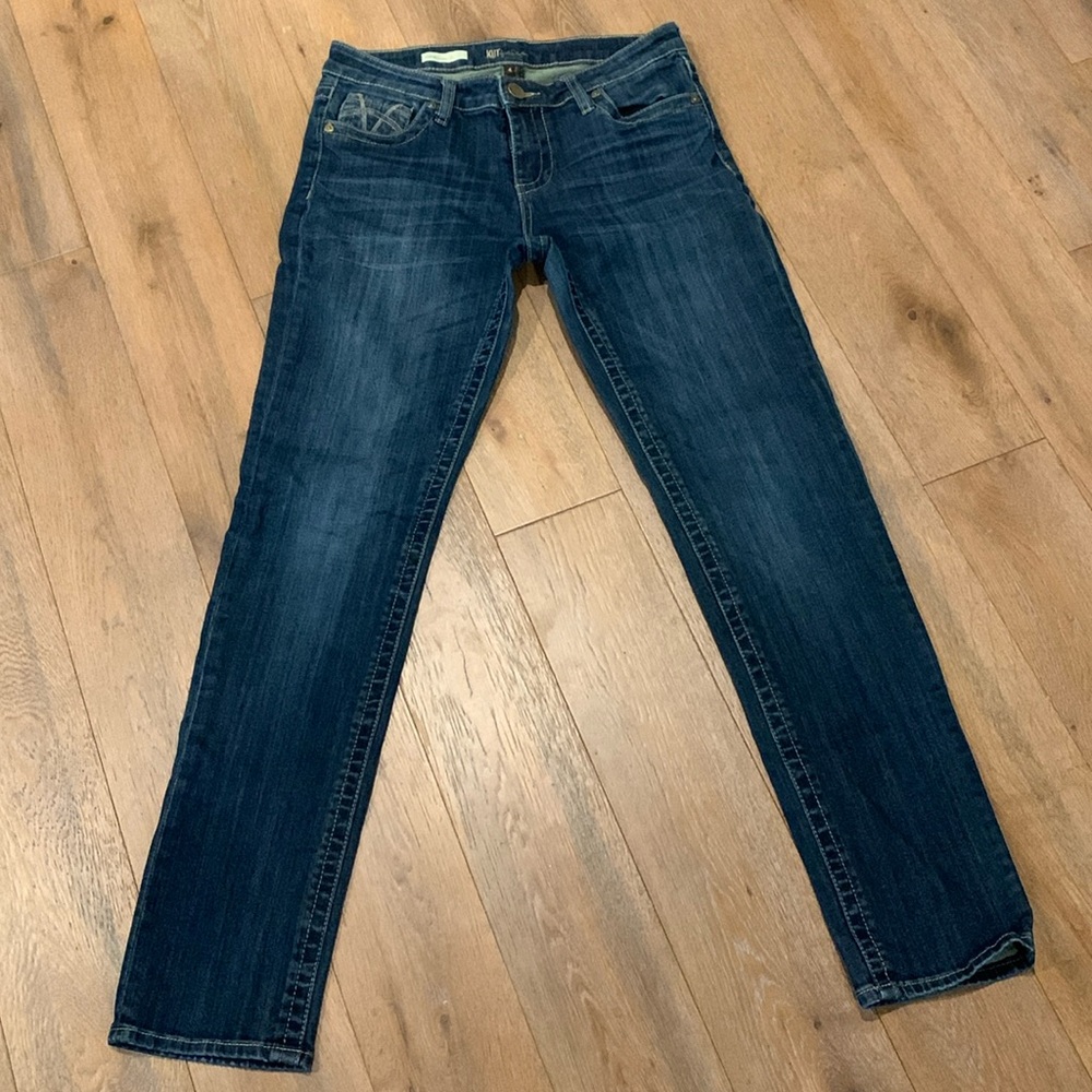 Kut from the Kloth Stevie straight leg jeans